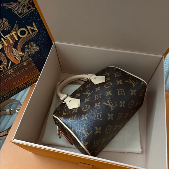 Authentic Louis Vuitton Speedy B20 monogram. - Picture 2 of 13